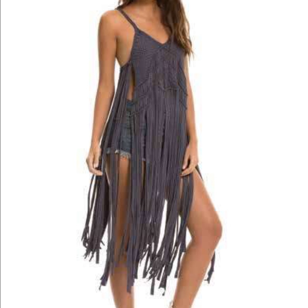 White Top With Hanging Strings - image 4